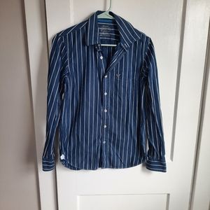 NWOT American Eagle Button Down Shirt